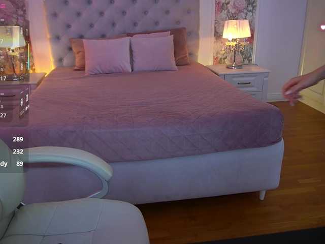 MilaSecret live cam on BongaCams