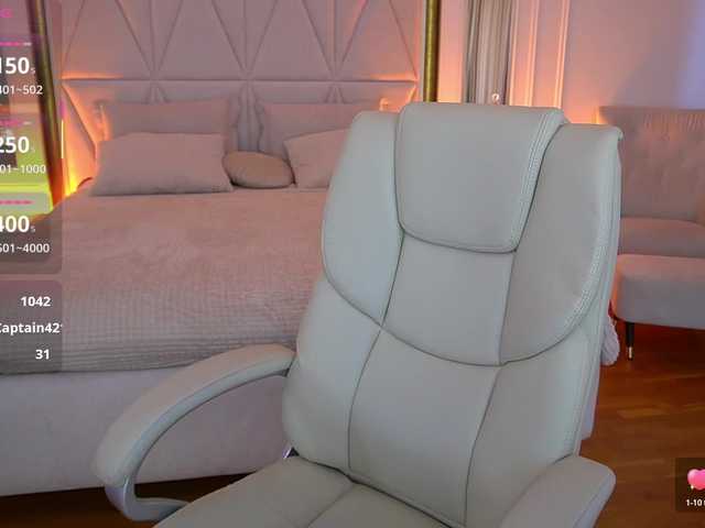 MilaSecret's BongaCams show and profile