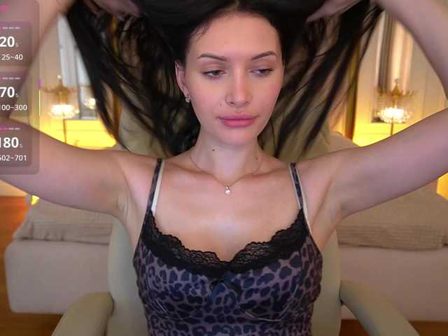 MilaSecret live cam on BongaCams