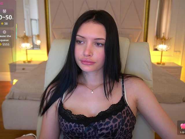 MilaSecret live cam on BongaCams