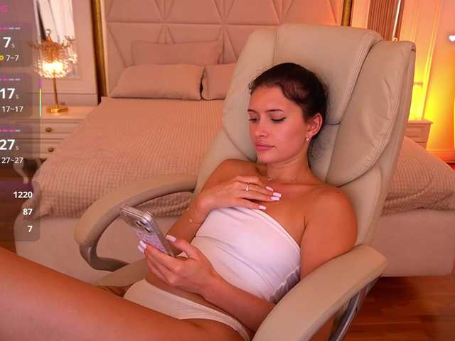 milasecret live sex show