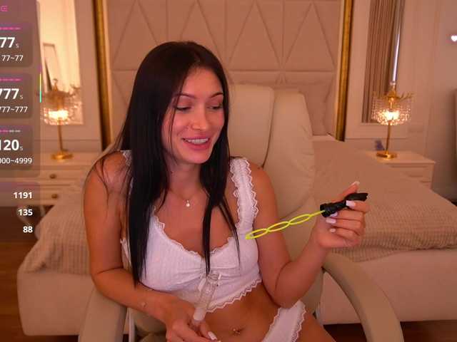 MilaSecret Live Cam on BongaCams