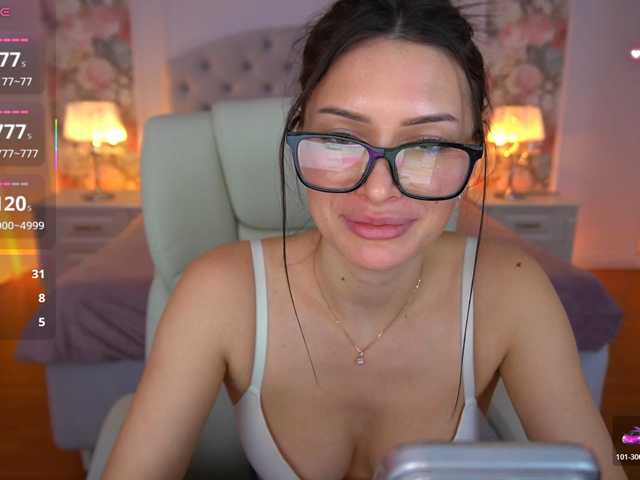 MilaSecret live cam preview