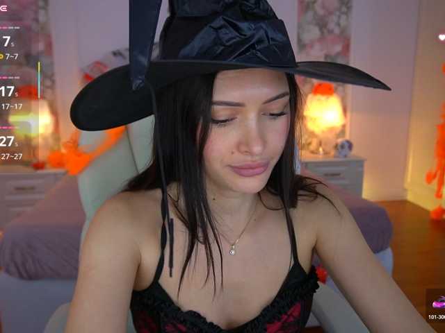 MilaSecret live cam on BongaCams