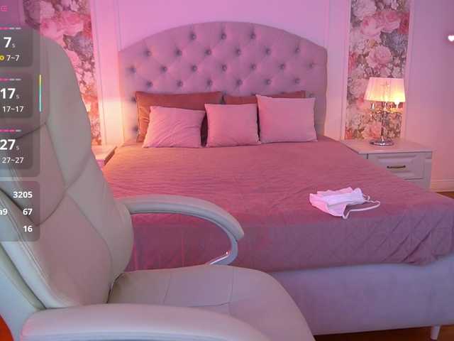 MilaSecret live cam on BongaCams