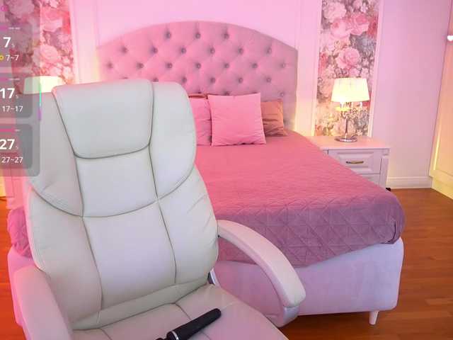 MilaSecret live cam on BongaCams