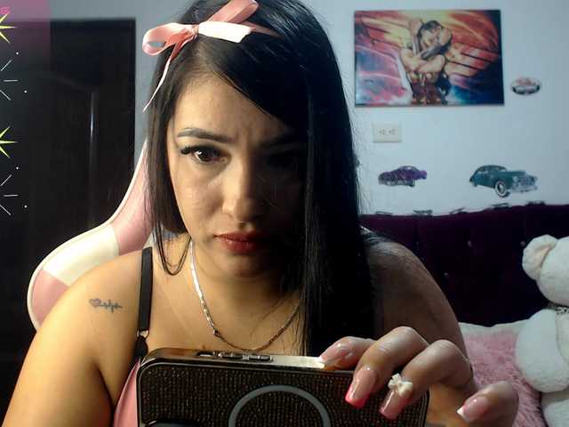 mindyjames live cam on BongaCams