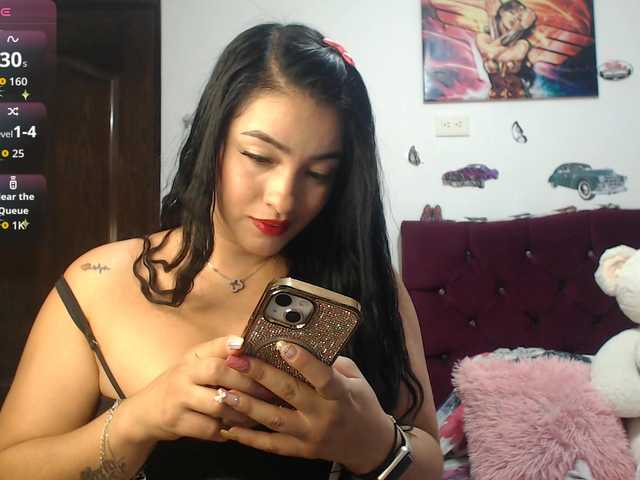 mindyjames live cam on BongaCams