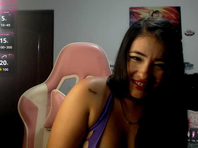 mindyjames live cam on BongaCams