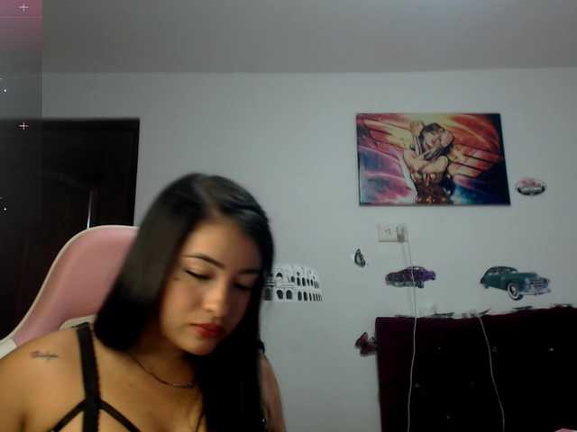 mindyjames live cam on BongaCams