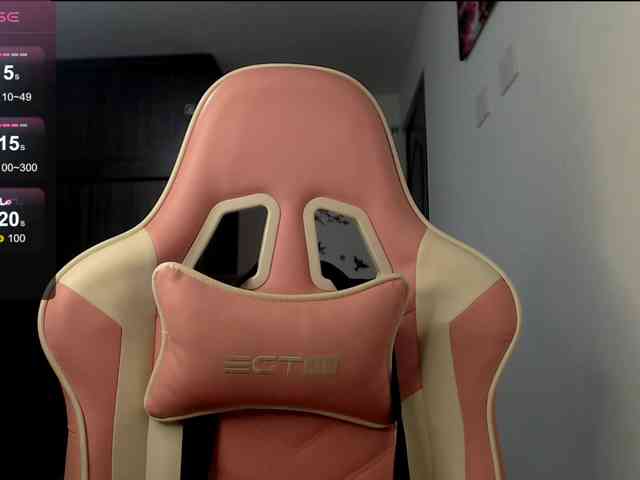 mindyjames Live Webcam on BongaCams