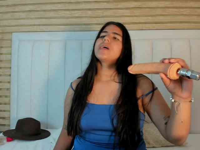 Lia-Ashley Lia-Ashley