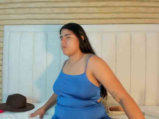 Lia-Ashley webcam