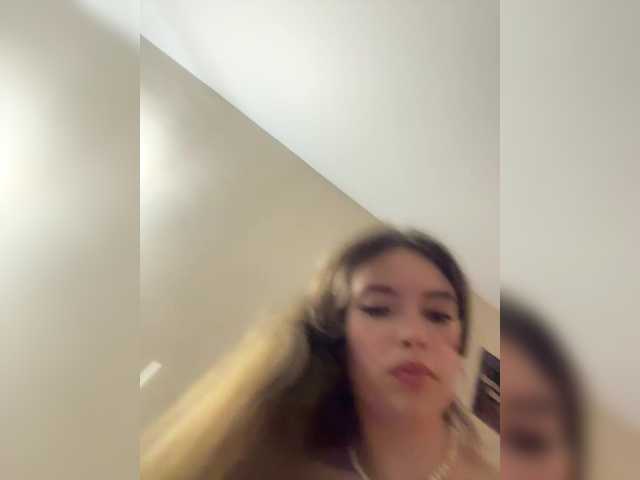 LadyEmily live cam on BongaCams
