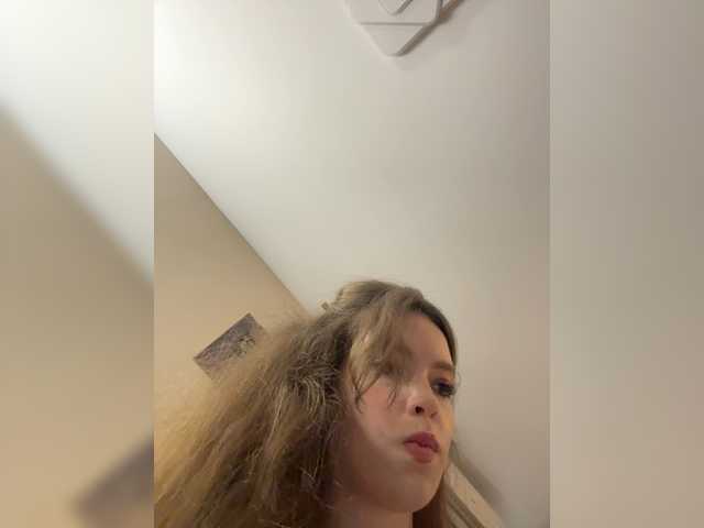 YourLadyyy live cam