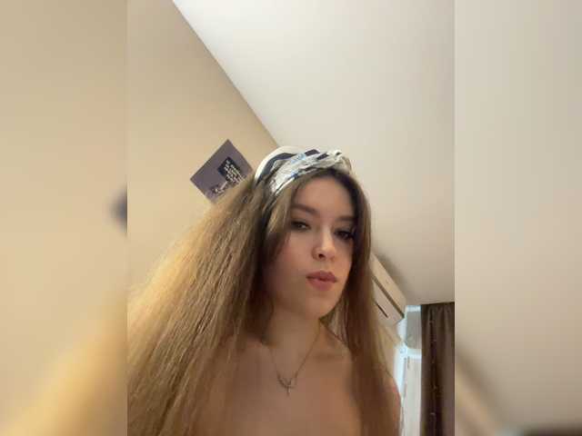 LadyEmily live cam on BongaCams