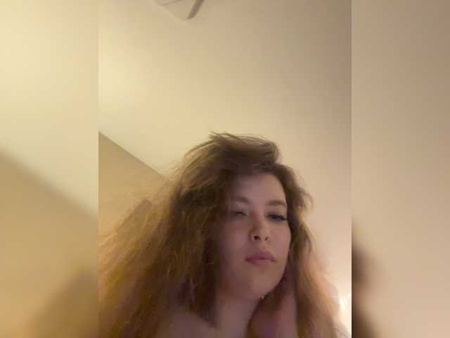 LadyEmily live cam on BongaCams