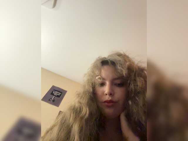 LadyEmily live cam on BongaCams