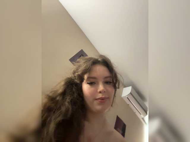 LadyEmily live cam on BongaCams