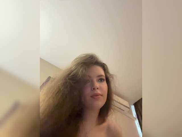 LadyEmily live cam on BongaCams