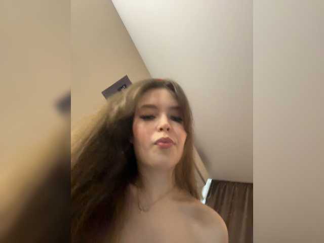 LadyEmily live cam on BongaCams