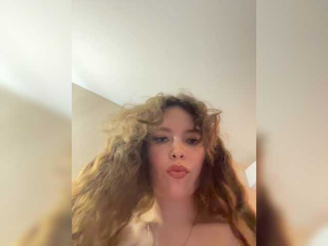 LadyEmily live cam on BongaCams