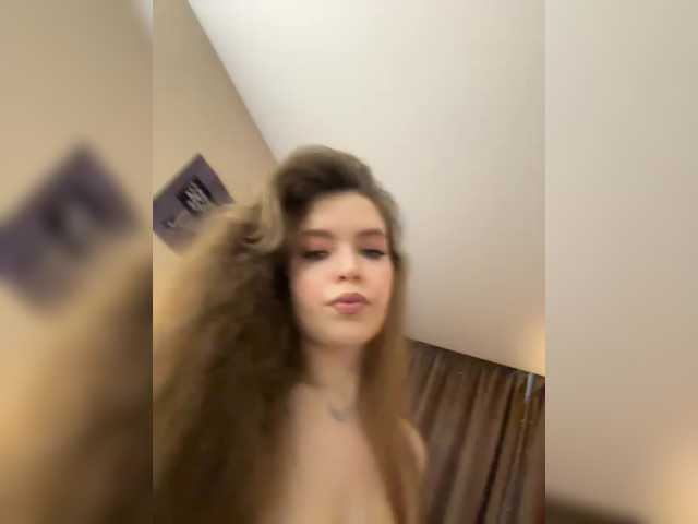 LadyEmily live cam on BongaCams