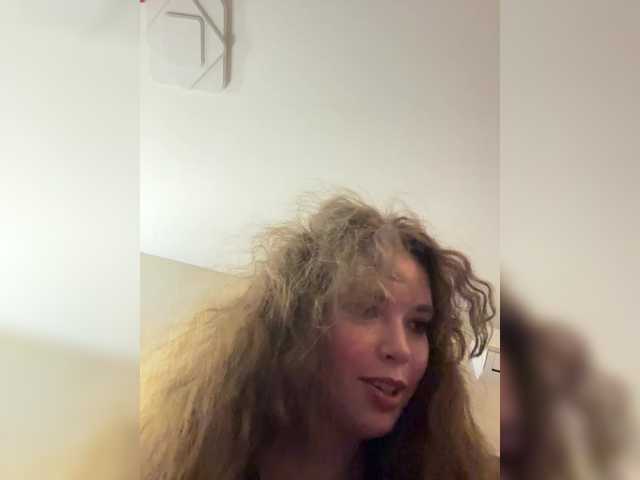 Live трансляция YourLadyyy - slutnetki.online