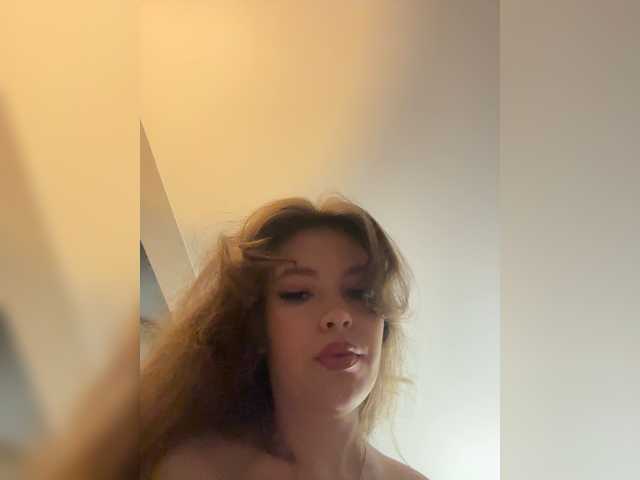 LadyEmily live cam on BongaCams