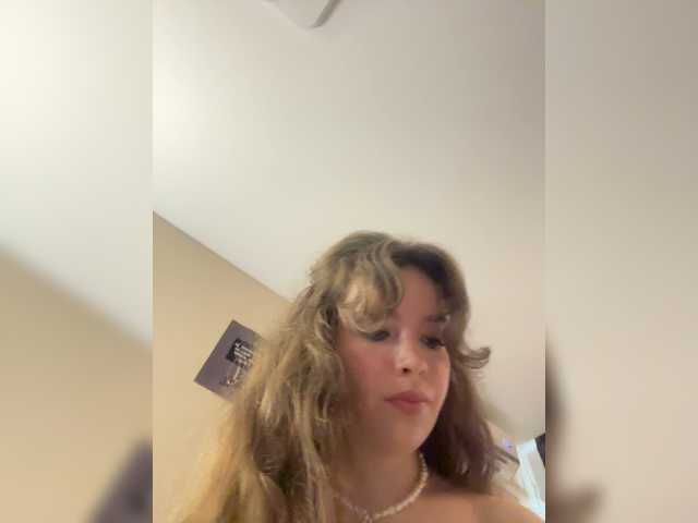 LadyEmily live cam on BongaCams