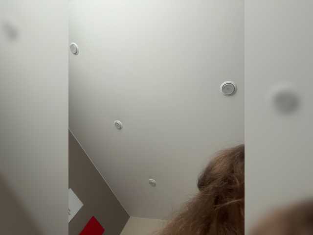 YourLadyyy live webcam show