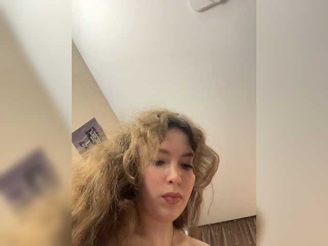 LadyEmily live cam on BongaCams