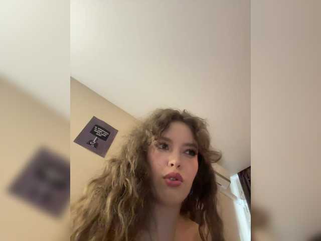 LadyEmily live cam on BongaCams