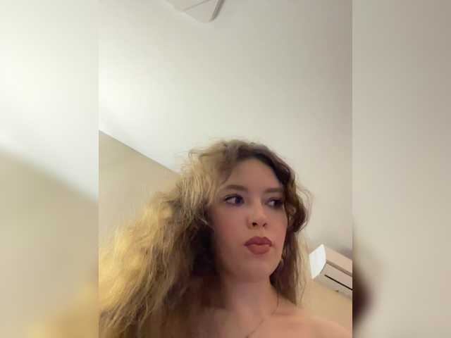 LadyEmily live cam on BongaCams