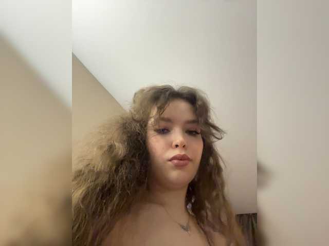 LadyEmily live cam on BongaCams