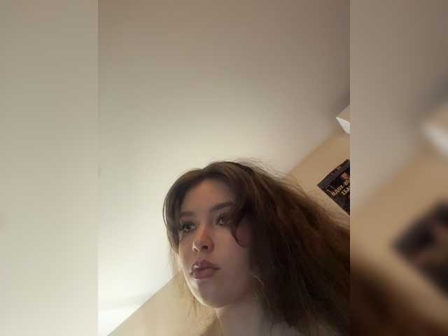 ladyemily cam belle