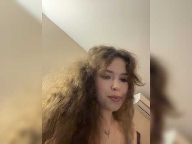 LadyEmily live cam on BongaCams