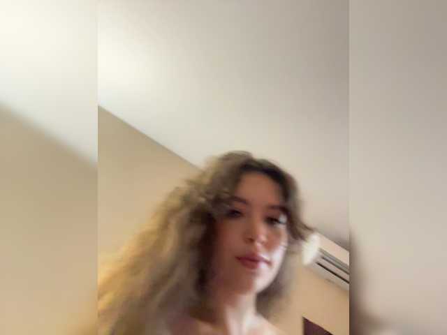 LadyEmily live cam on BongaCams