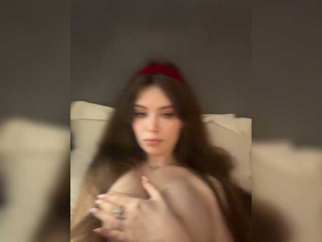 LadyEmily live cam on BongaCams