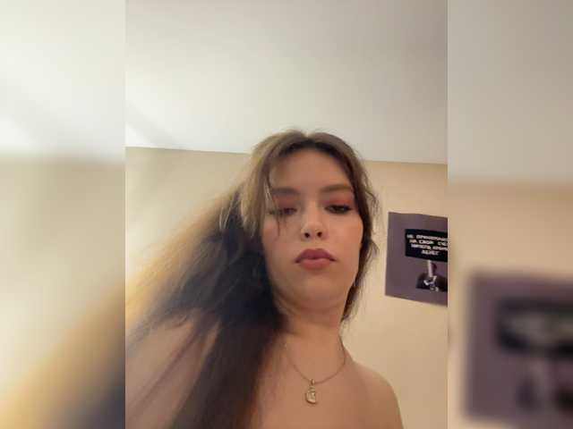 LadyEmily live cam on BongaCams