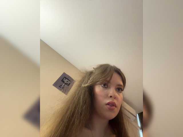 LadyEmily live cam on BongaCams