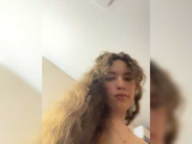 LadyEmily live cam on BongaCams