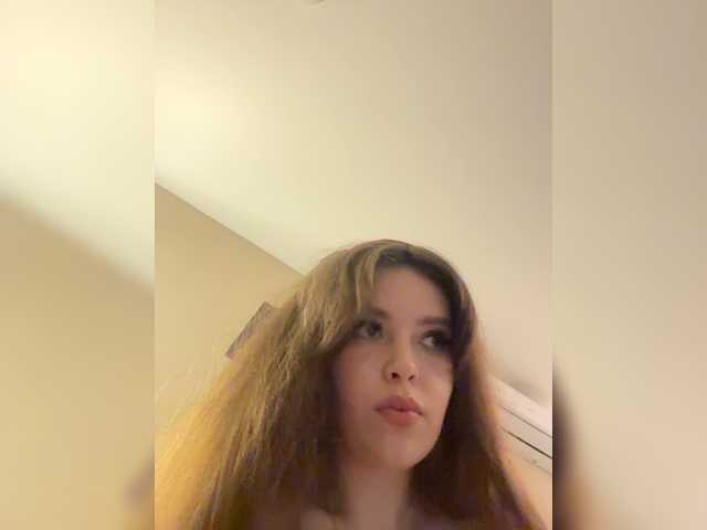 YourLadyyy webcam