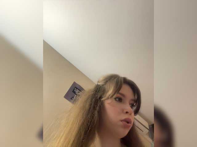 LadyEmily live cam on BongaCams