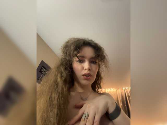 LadyEmily live cam on BongaCams