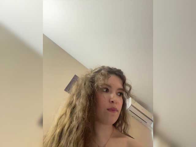 LadyEmily live cam on BongaCams
