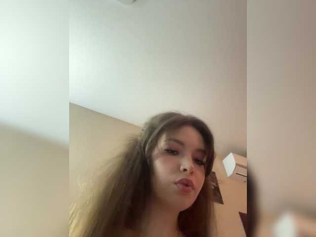 LadyEmily live cam on BongaCams