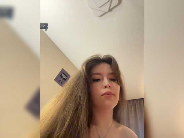 LadyEmily live cam on BongaCams