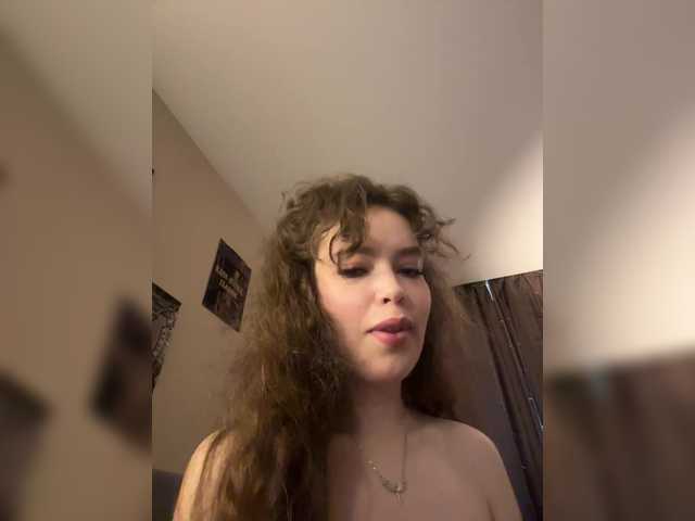 LadyEmily live cam on BongaCams
