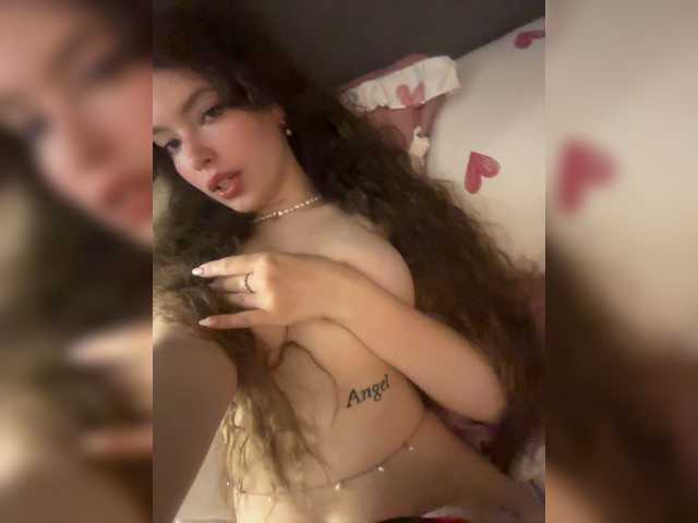 LadyEmily live webcam show